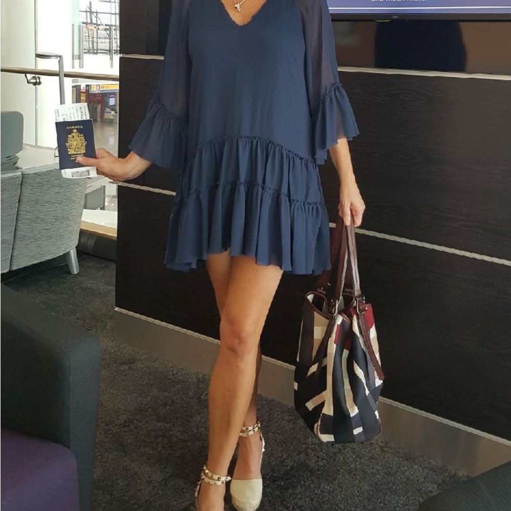 Alice & Olivia Elegant Navy Blue Dress